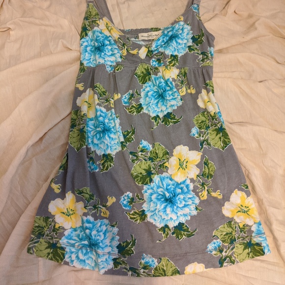 Abercrombie & Fitch Tops - 3/$10 Abercrombie & Fitch Floral Tank Top - XS